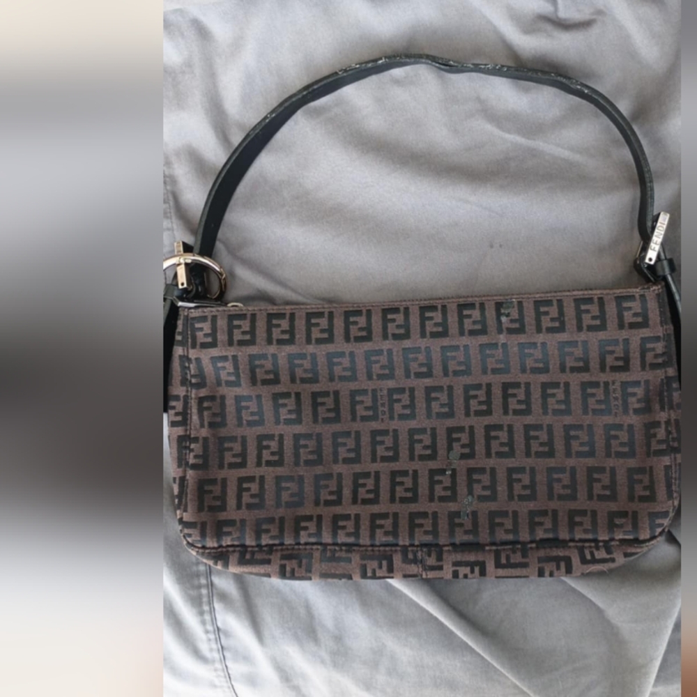 Vintage authentic FENDI  Zucchino Monogram Pochette small Shoulder Bag
